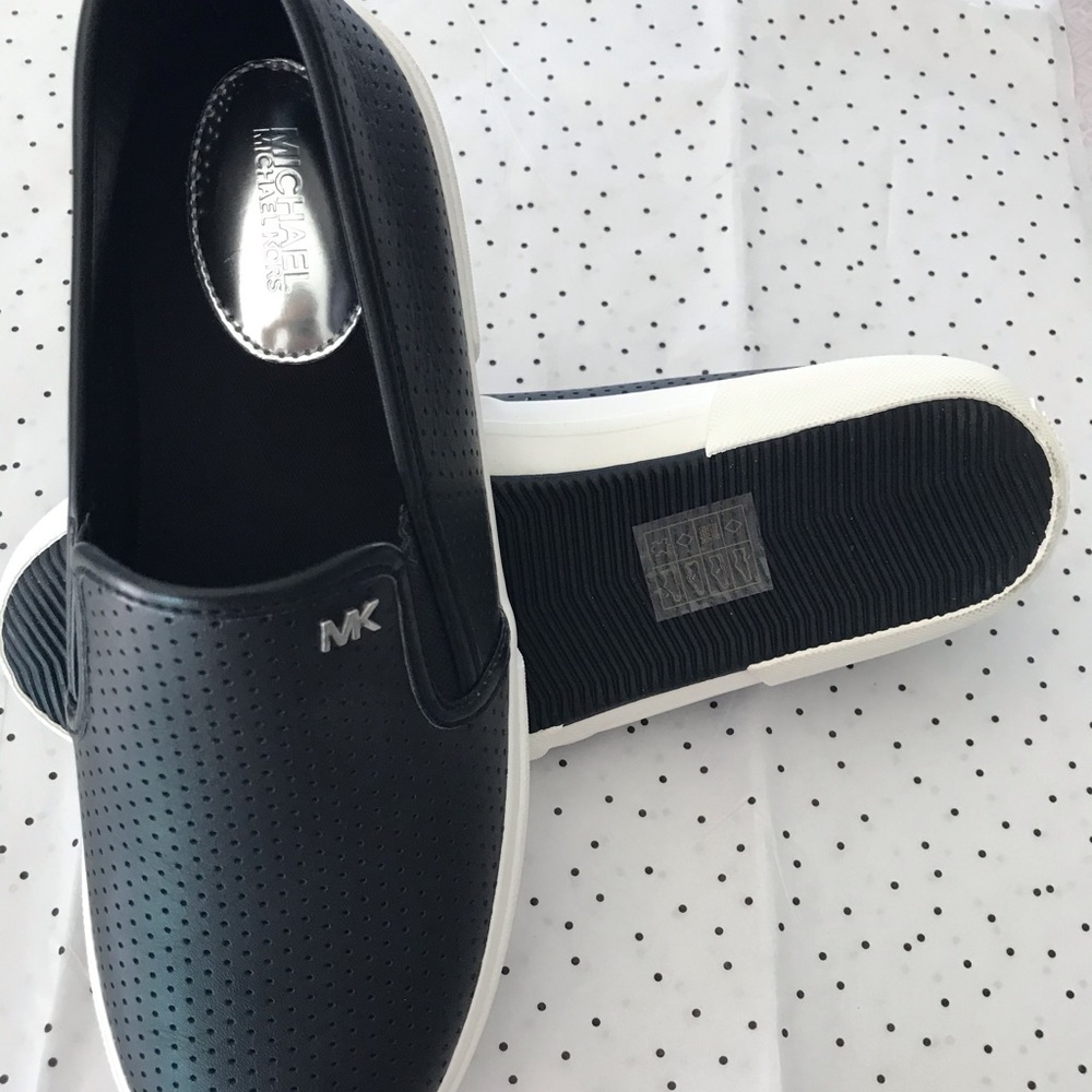 🏷Michael Kors sneakers
